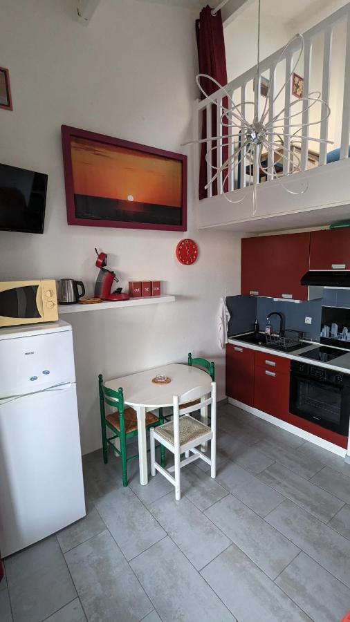 Maisonette A 500M De La Plage Pour 4 Personnes 르발카레스 외부 사진